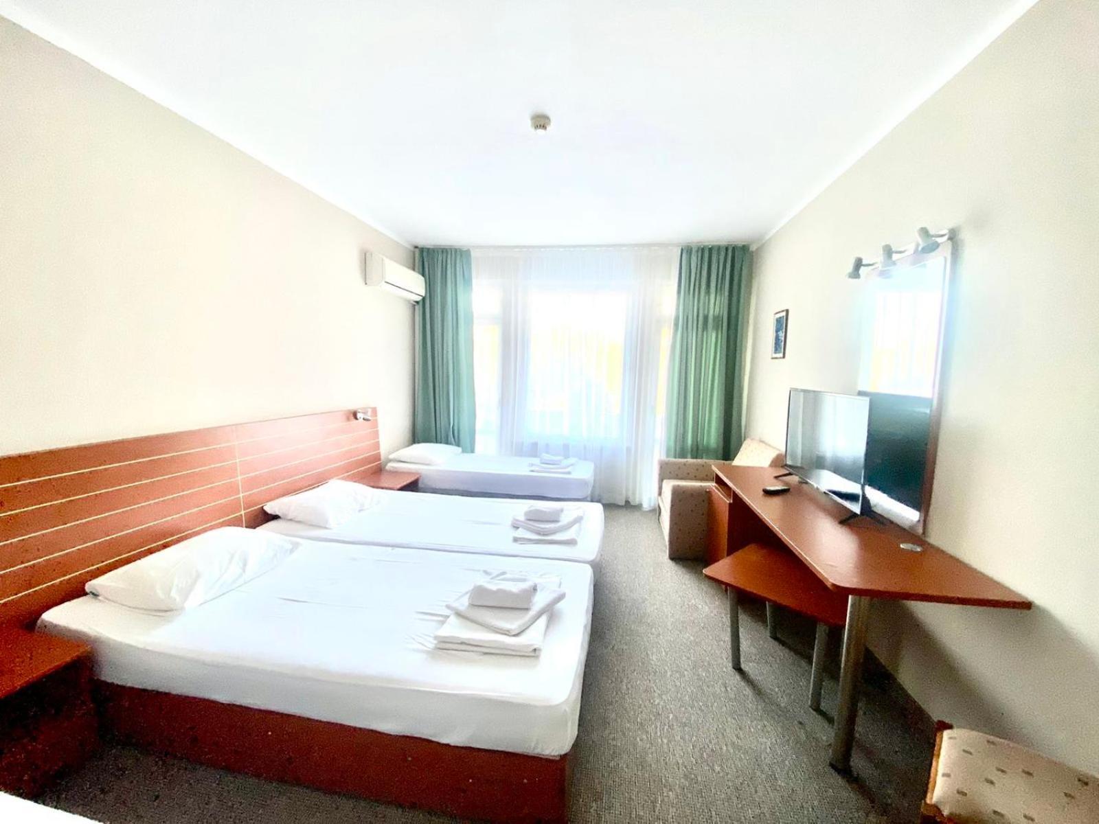 Hotel Green Park Китен Экстерьер фото