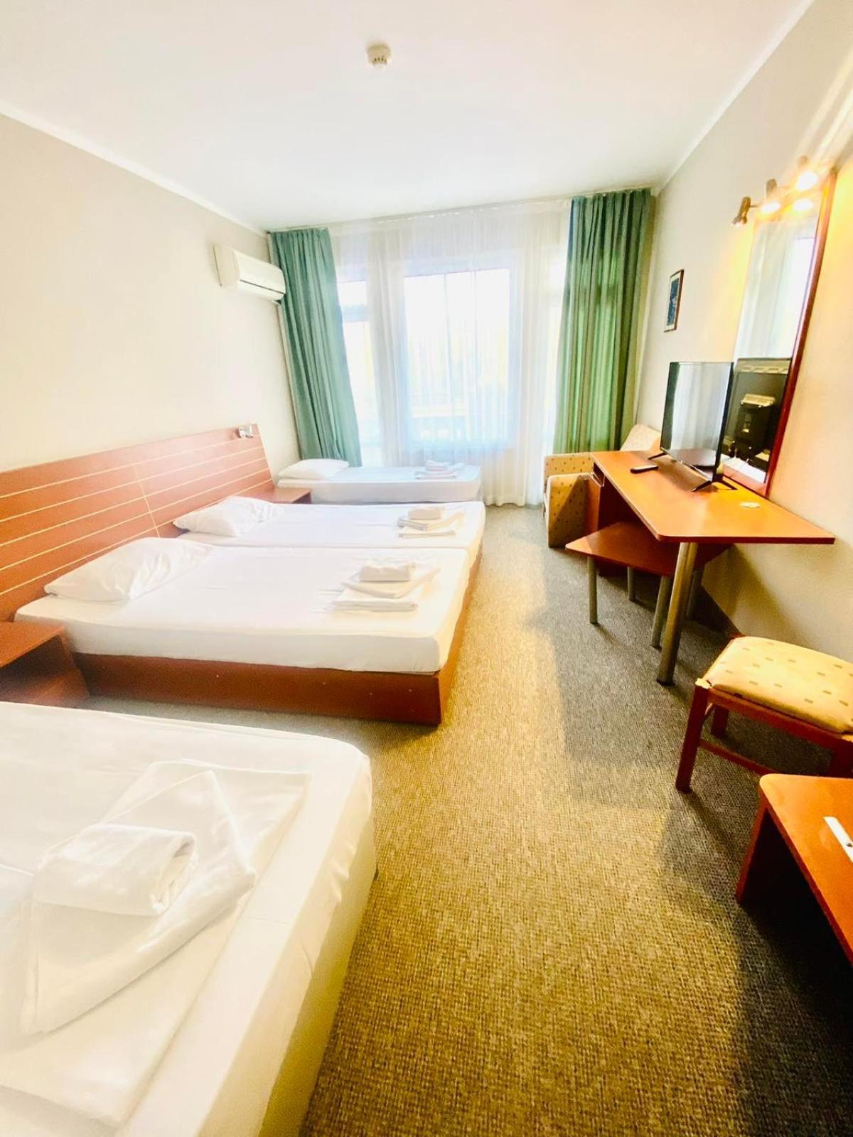 Hotel Green Park Китен Экстерьер фото
