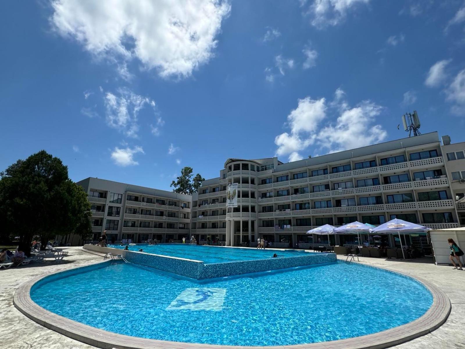 Hotel Green Park Китен Экстерьер фото
